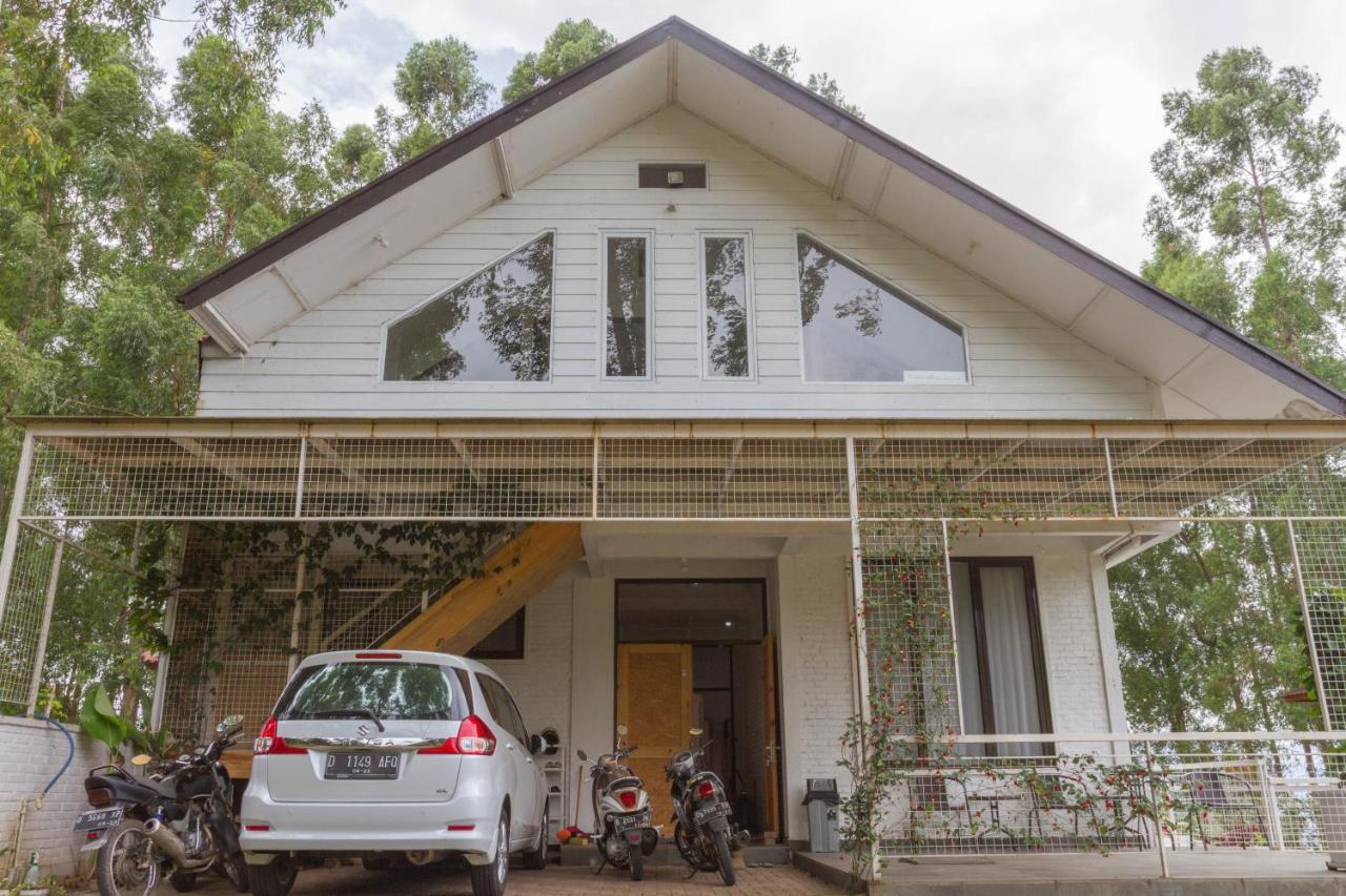 Reddoorz Syariah @ Eco Pesantren Daarut Tauhid Wisma tamu *